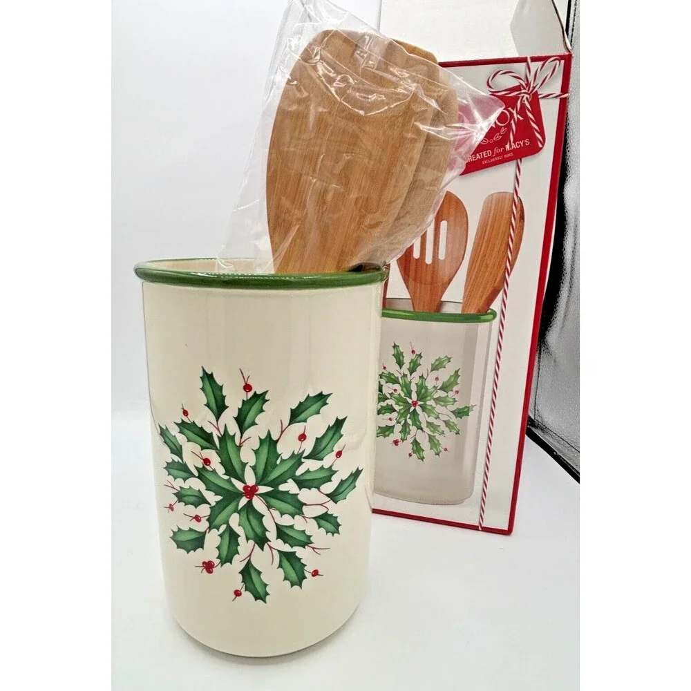 Lenox XMAS Holiday Utensil Crock w/3 Wooden Server Spoons Made for Macys NOS NIB
